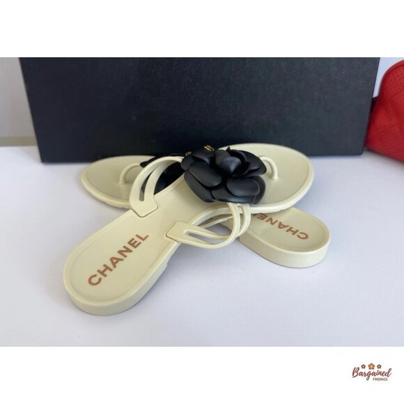 Authentic CHANEL Camellia Flower Ivory Black CC Sandals 36 US 6 - Picture 9 of 11